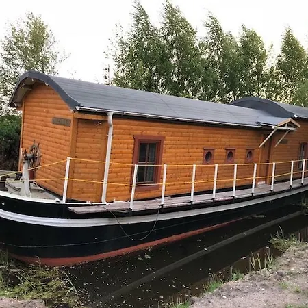 Dutch Hausboat 